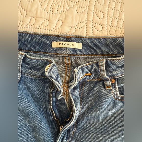 PacSun Mom Jeans - Picture 4 of 5